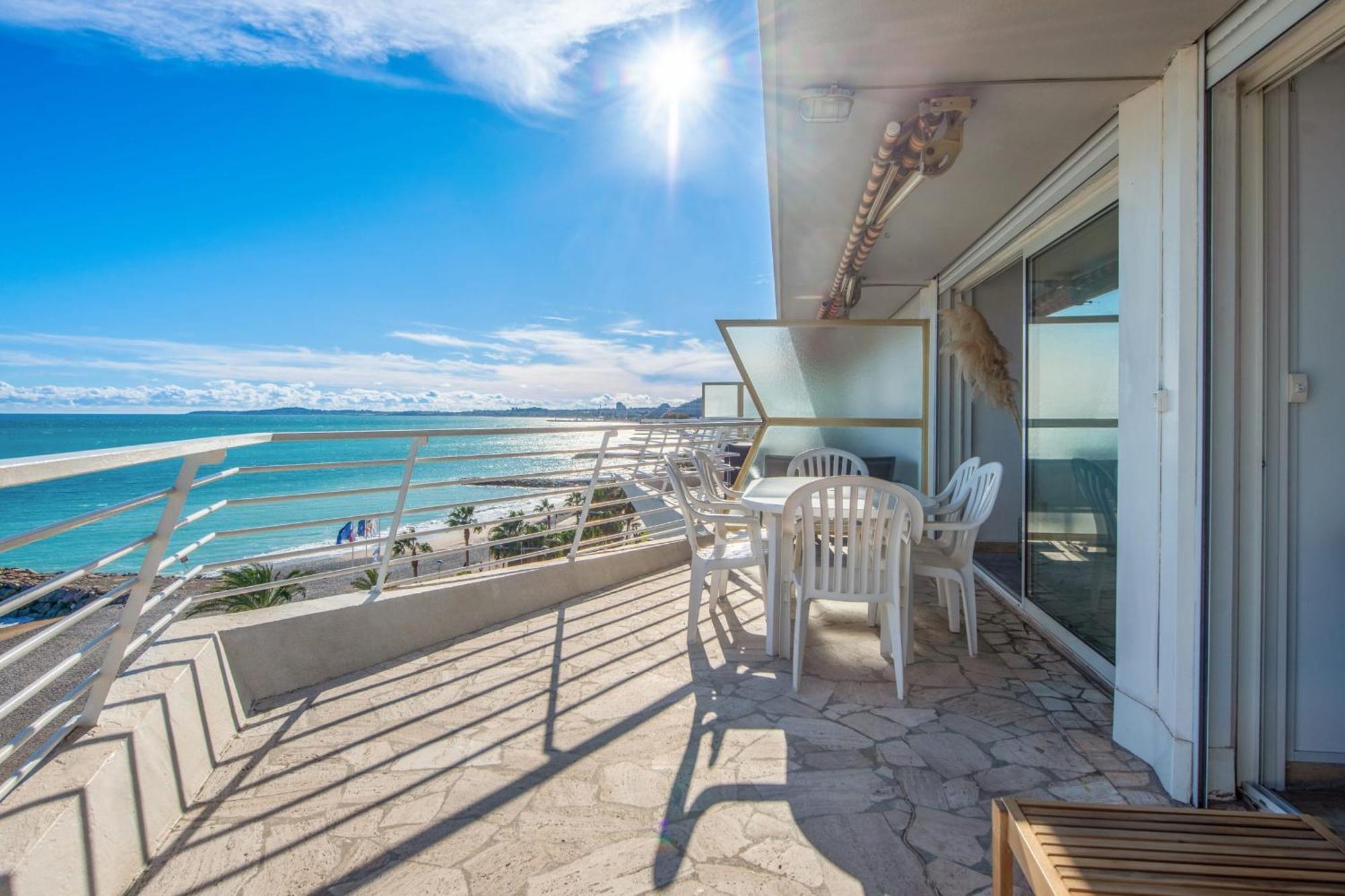 Le Balcon Sur La Baie - Welkeys Leilighet Cagnes-sur-Mer Eksteriør bilde